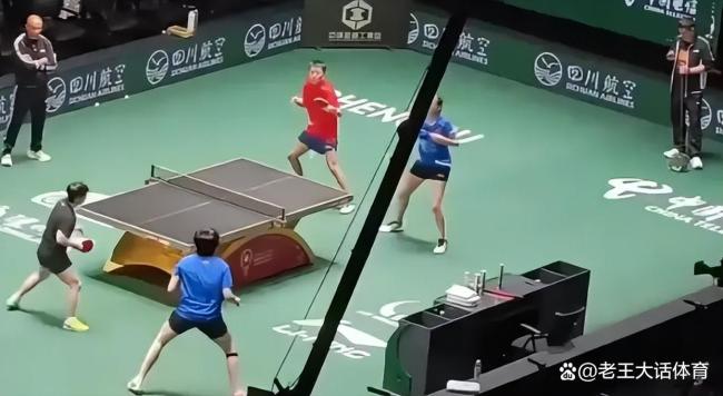 国乒主力亮相成都混团抽签仪式 莎头组合备受期待