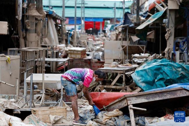 泰国南部洪灾死亡人数升至145人 宋卡府受灾最重