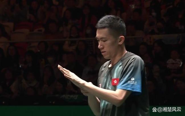 林诗栋3比0林兆恒 国乒混团开门红