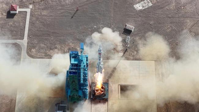 学者：俄载人航天迎来64年至暗时刻 发射台崩塌引发危机