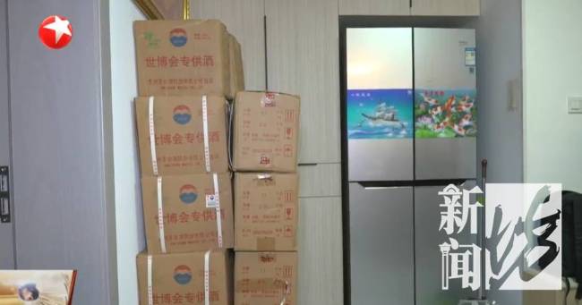 母亲花30万买白酒 父亲住院费拿不出 听信直播推销陷阱