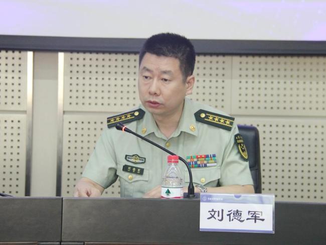 中方驱离日非法进入钓鱼岛领海船只 依法维权坚定有力