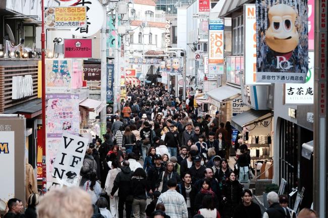 日本央行釋放加息信號 市場巨震 全球債市拋售潮起