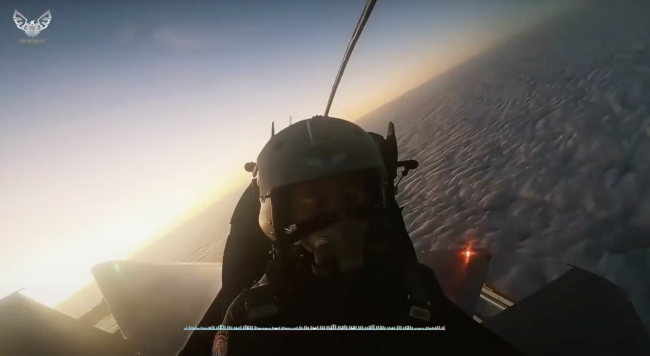 第一视角看战鹰返航