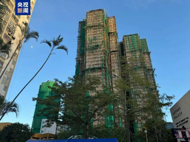 香港將繼續(xù)搜索約30名失聯(lián)人員!