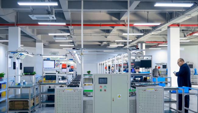 人形机器人行业转折点已到来? 繁荣与隐忧并存