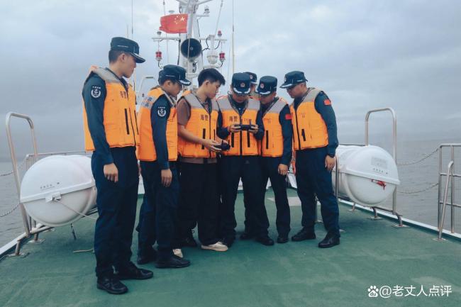 日本船只扰乱垂纶岛领海，中国多门舰炮就位，不走就随时开火 装备碾压式上风败露