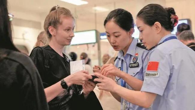 中俄互免签证意味着什么 信任与合作的新高度