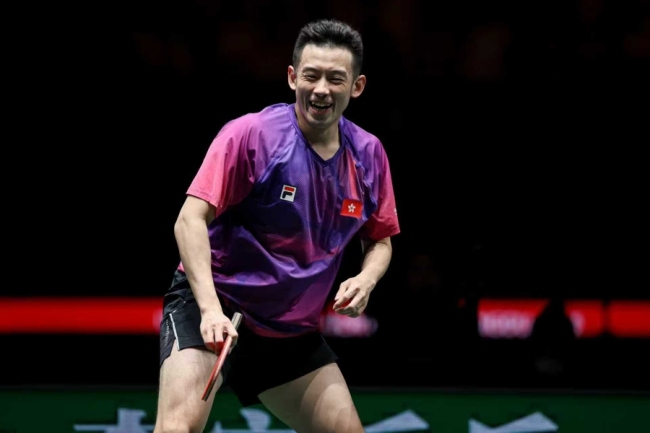 混团世界杯观众自发力挺香港队 团结拼搏晋级八强