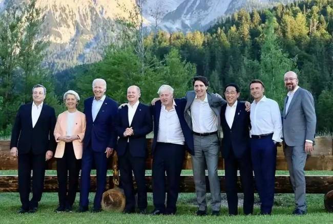 普京:不考慮重返八國集團(tuán) 信任破裂難修復(fù)