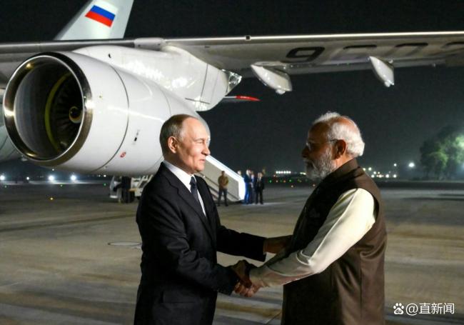 如何看待莫迪和普京热情拥抱 印俄友谊经受考验