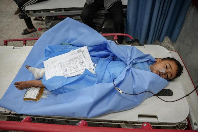 美脑死亡孕妇靠机器撑四个月后产子 法律绑架下的残酷现实