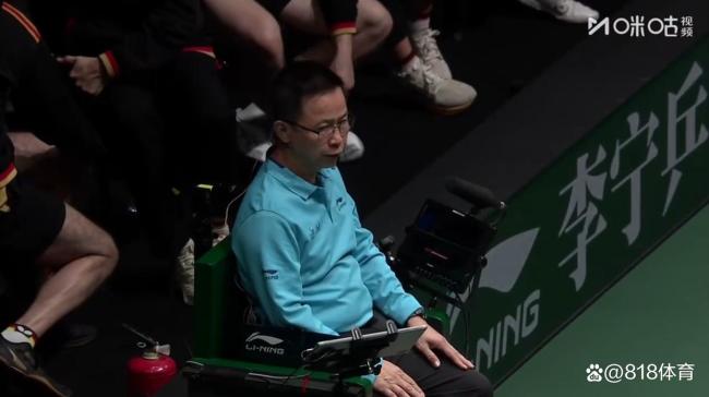 孙颖莎主动示意放弃得分重打 展现大将风度