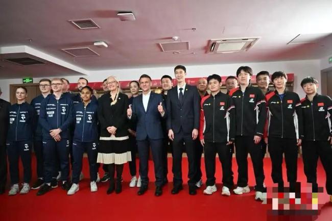 馬克龍夸孫穎莎非常厲害 中法乒乓友誼互動