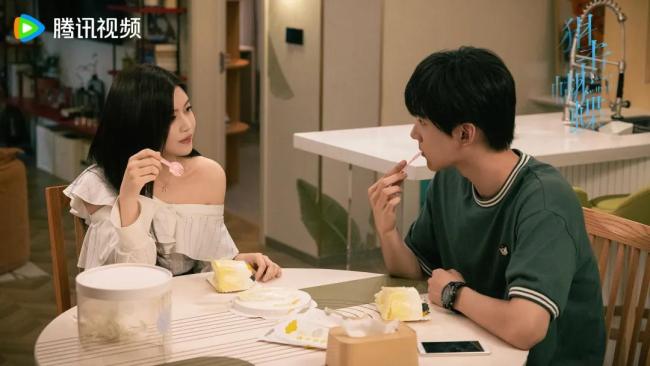 博主评《狙击蝴蝶》：解渴但不明腻 姐弟恋设定吸睛