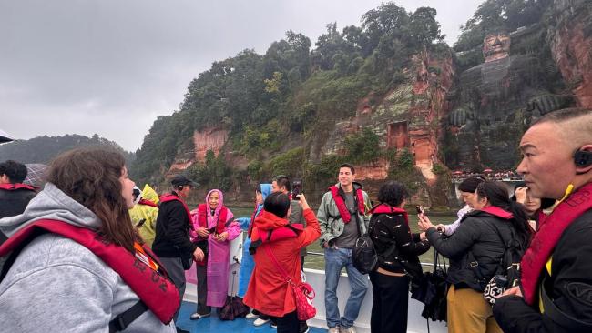 2025年法國(guó)游客來(lái)川熱度掀新高 馬克龍?jiān)L川助推