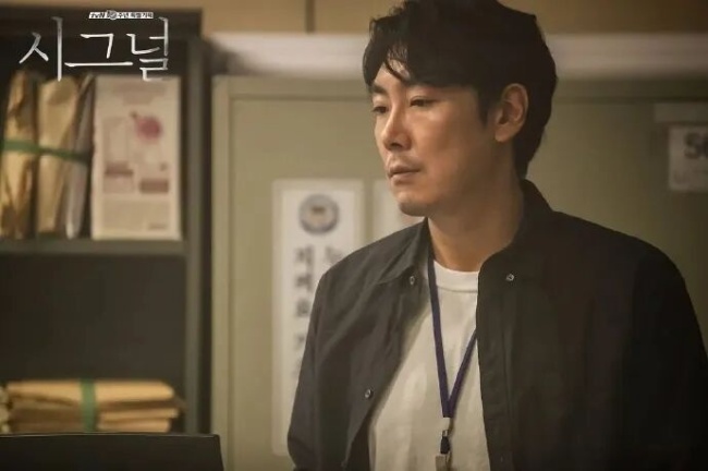 韩国演员赵震雄宣布退出演艺圈 不当行为致歉