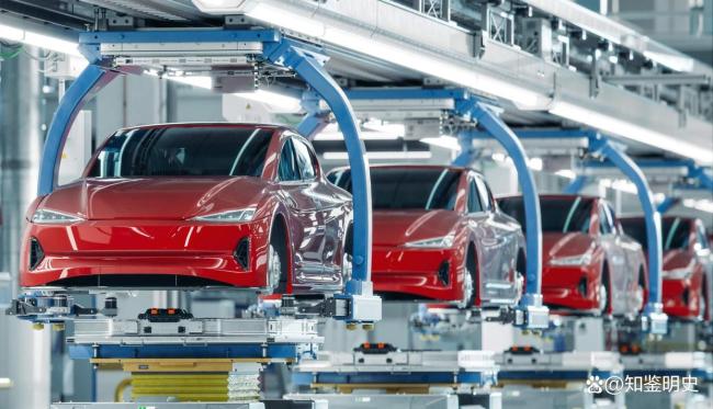 法媒報(bào)道馬克龍與中國人互動 法國急尋中國技術(shù)