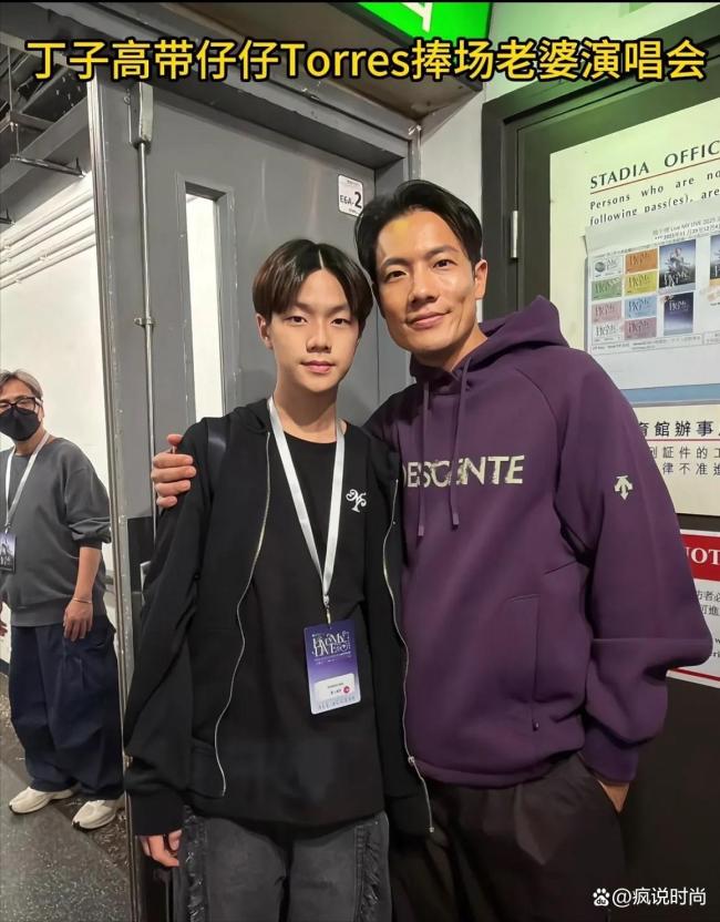 楊千嬅兒子長這么高了 13歲已超170cm