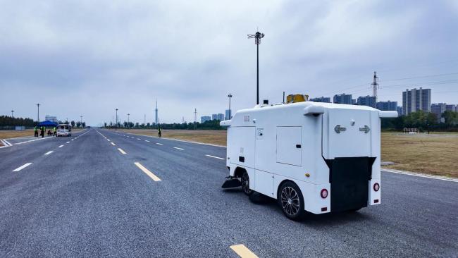 他們經(jīng)得起“一鏡到底” 用事實回擊質(zhì)疑