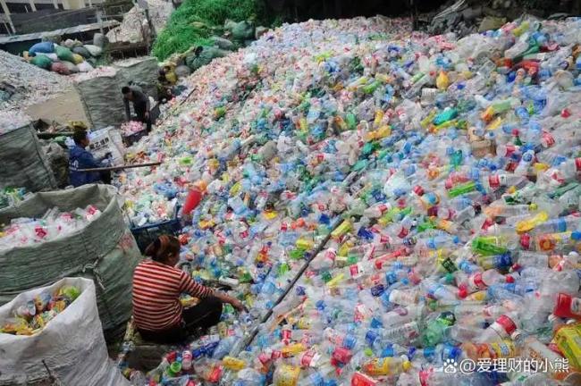 我這一身聚酯纖維派上用場(chǎng)了 冬季穿衣新趨勢(shì)