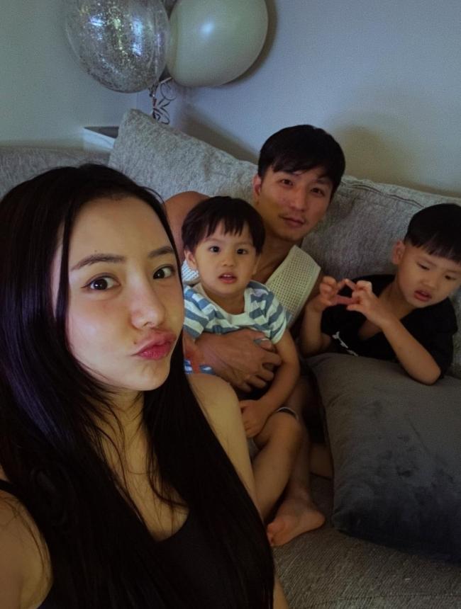 杨奇煜发文宣布离婚 平和告别共育爱子