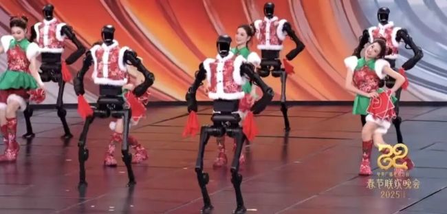 宇樹、智元競(jìng)爭(zhēng)春晚贊助席位，機(jī)器人要在馬年除夕包餃子？ 億級(jí)競(jìng)標(biāo)戰(zhàn)打響