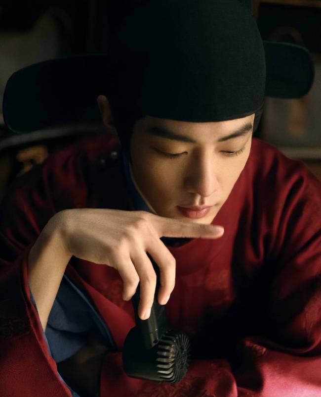 肖戰(zhàn)得閑謹(jǐn)制登報(bào) 新聞聯(lián)播點(diǎn)贊民間智慧抗日故事