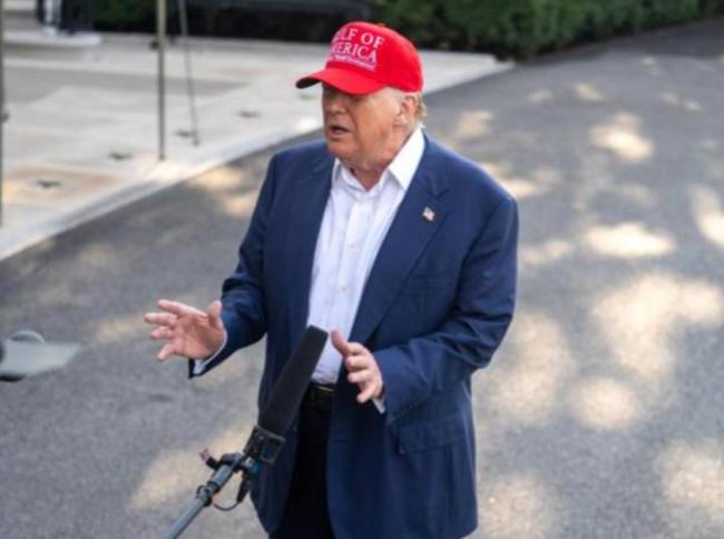 特朗普被记者追问时发飙怒斥记者 白宫采访风波揭露美欧裂痕