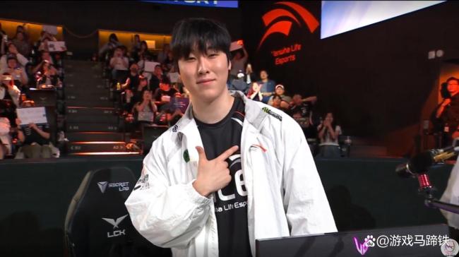 HLE對戰(zhàn)T1 新陣容首次交鋒