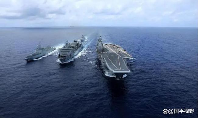 中俄战机首次巡航至日本四国岛附近 展现强大海空联动态势