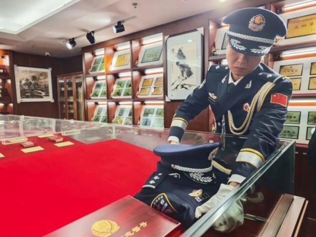 警號039357封存 致敬公安英雄 銘記英雄傳承信仰