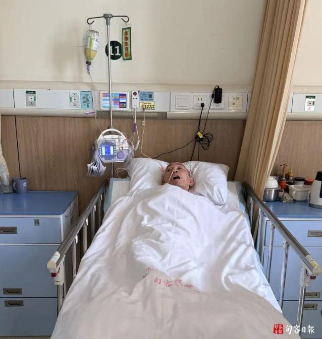 住院7年半無(wú)名男子已用醫(yī)療救助金 誰(shuí)來(lái)接住他?