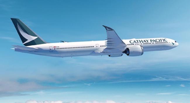 國泰航空赴港航班一男子企圖開艙門