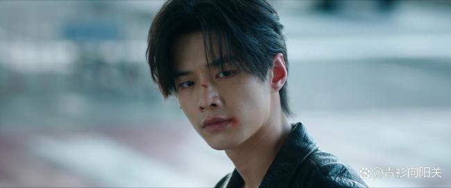 双轨热度 空降开播激勉热议