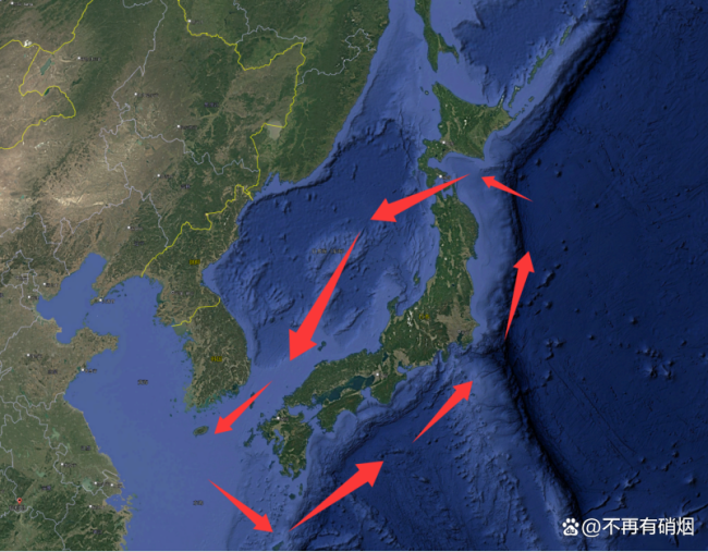 辽宁舰编队折返形成二次威慑 航行轨迹传递明确信号