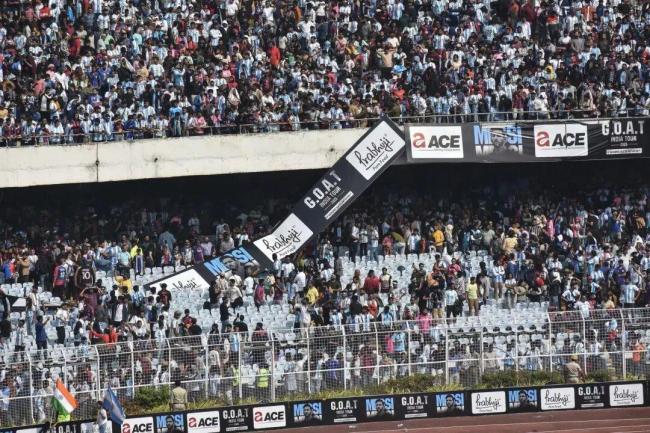 牛彈琴:印度人對梅西發(fā)飆了 球迷憤怒砸場