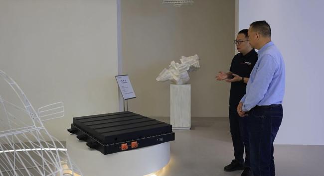 固態(tài)電池是“全村的希望”嗎 技術(shù)遠(yuǎn)征待突破