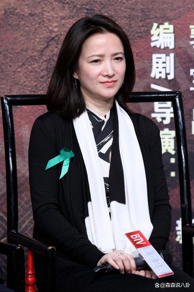 何晴疑患腦瘤多年