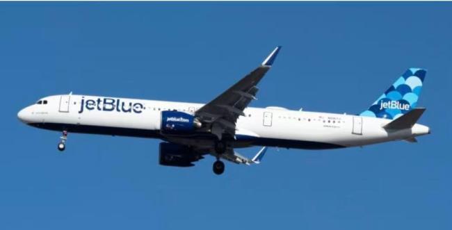 捷蓝航空航班在委附近海域险些与美军加油机相撞