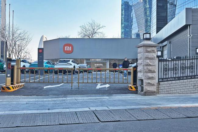 上百台小米现车开卖