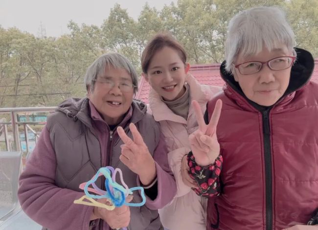 一个90后女孩扎根崇明养老院!