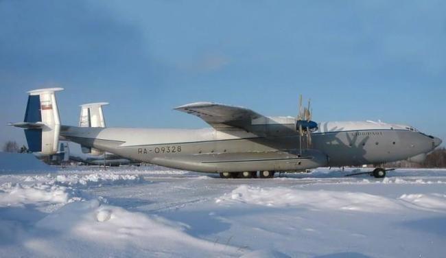 学者：俄安-22坠毁藏三大隐患 零件荒与超龄服役危机