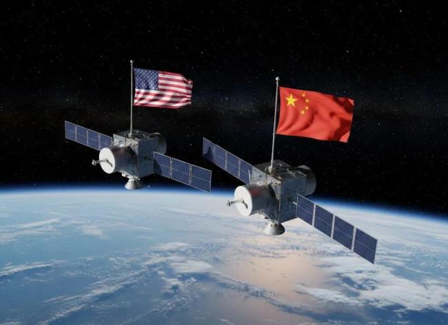 中美卫星仅距200米惊险擦肩，美方半年变轨14万次 太空拥挤引发争议