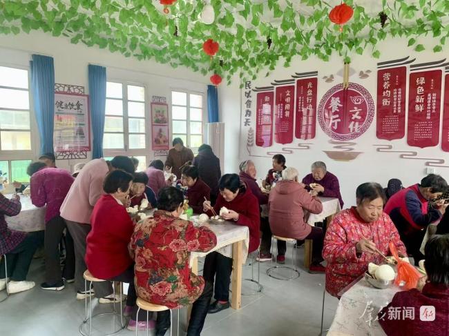 中国居民养老需求向多元维度转变 多元服务托起幸福“夕阳红”