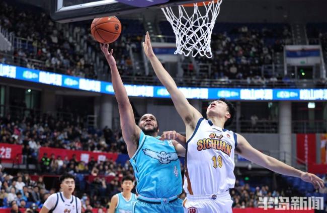 山东男篮主场迎战四川男篮你看好谁 六千球迷现场助威