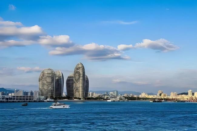 封关后的海南岛能否取代新加坡 与香港互补共促盛开