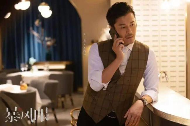 演员王东宣布离婚 曾承认家暴