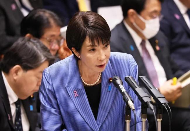 突发特讯!日本通告全球:国会现场高市早苗被日本议员当众贴脸开大,罕见措辞引爆国际舆论