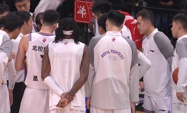 许利民:虽然我们大比分赢得了这场比赛,但对方打得非常顽强